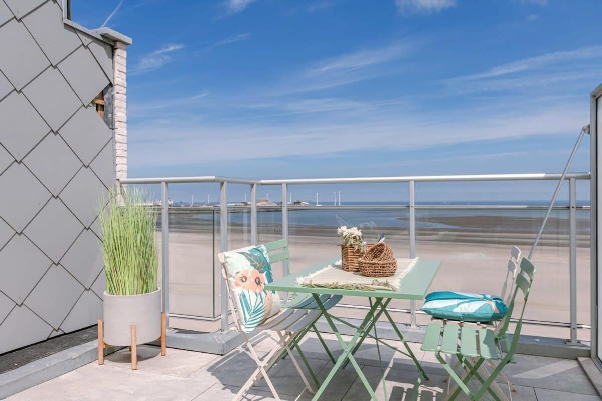 Huswell - Stunning Seafront Apartment Knokke-Heist Exterior photo